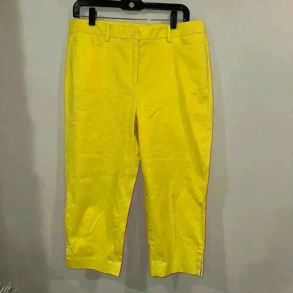 TALBOTS Perfect Skimmer Curvy Yellow Cropped Chino Pants Size 10P Petite - Picture 1 of 7